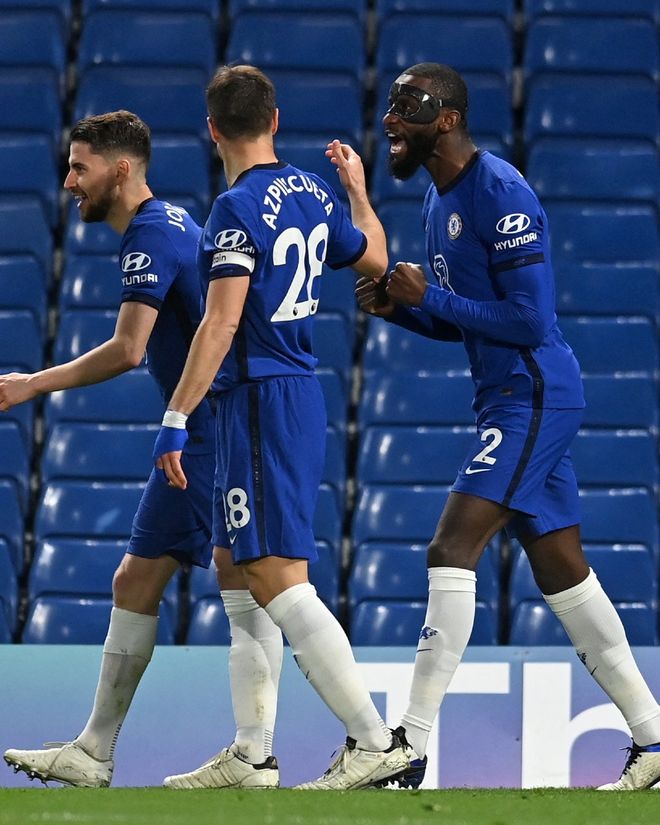 6-0：迪奥曼德·阎，前莱加尼斯球员，在拜访巴萨之前重创法兰克福