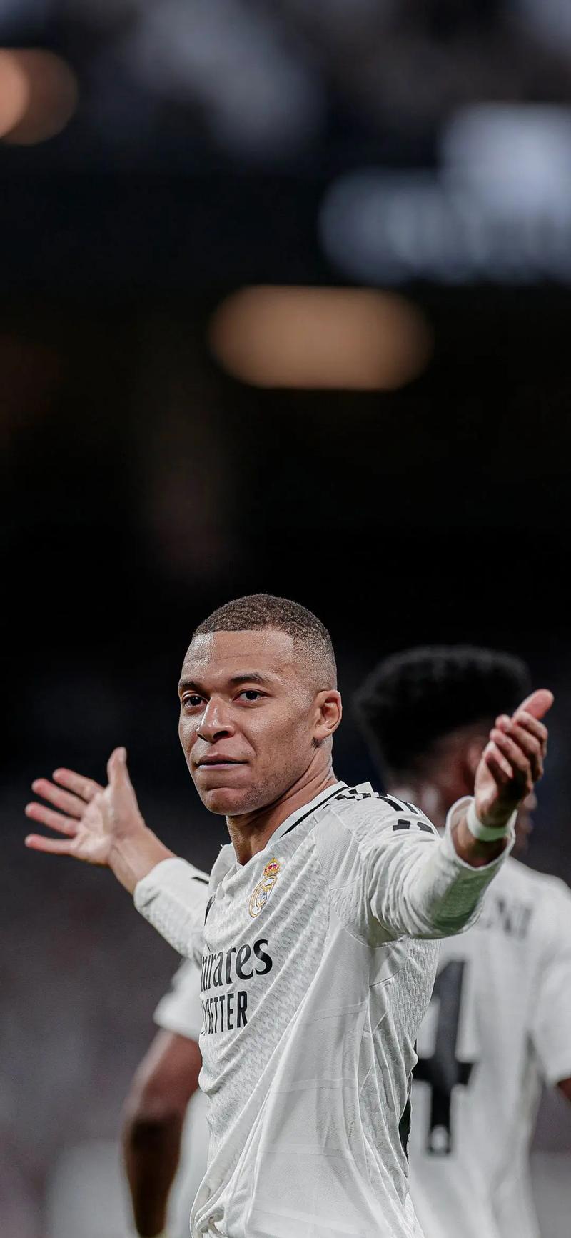 凯恩远射进球飞行速度达到128km／h，为本赛季德甲最快进球